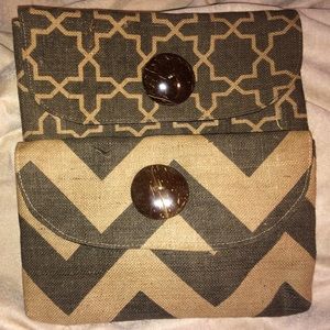 2 fabric patterned clutch purses